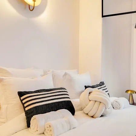 Comfortable In A Lively Area